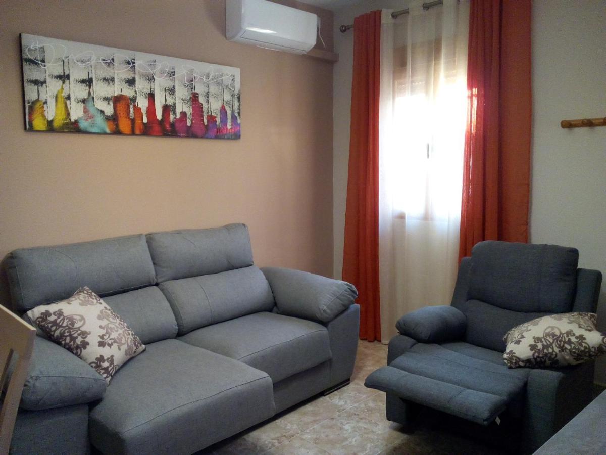 Villa Casa Miguel Y Petra à Peal De Becerro Extérieur photo